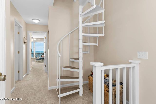 7021 Ocean Drive E, Emerald Isle, NC 28594