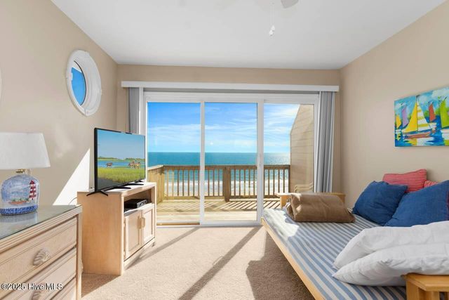 7021 Ocean Drive E, Emerald Isle, NC 28594