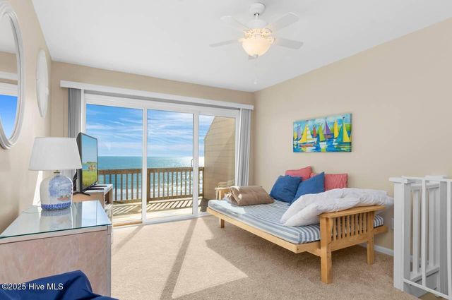 7021 Ocean Drive E, Emerald Isle, NC 28594