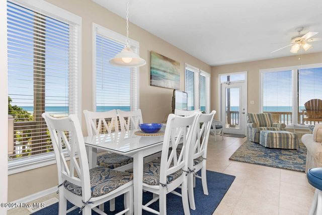 7021 Ocean Drive E, Emerald Isle, NC 28594