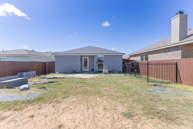 2904 Bryan Avenue, Wolfforth, TX 79382