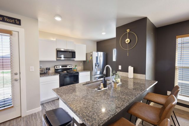 2904 Bryan Avenue, Wolfforth, TX 79382