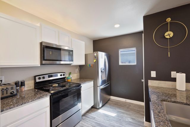 2904 Bryan Avenue, Wolfforth, TX 79382