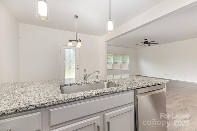 4938 Staffordshire Lane, Charlotte, NC 28213