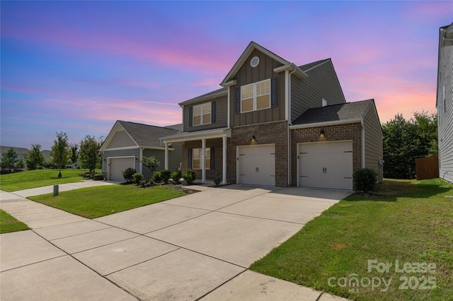 4938 Staffordshire Lane, Charlotte, NC 28213