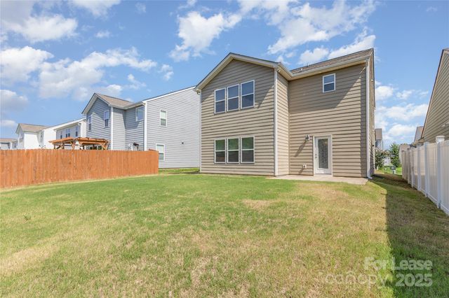 4938 Staffordshire Lane, Charlotte, NC 28213