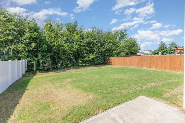 4938 Staffordshire Lane, Charlotte, NC 28213