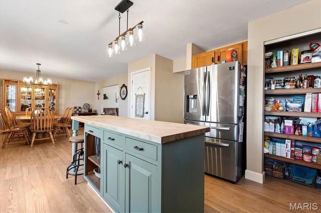 121 Whisper Creek Drive, Wentzville, MO 63385