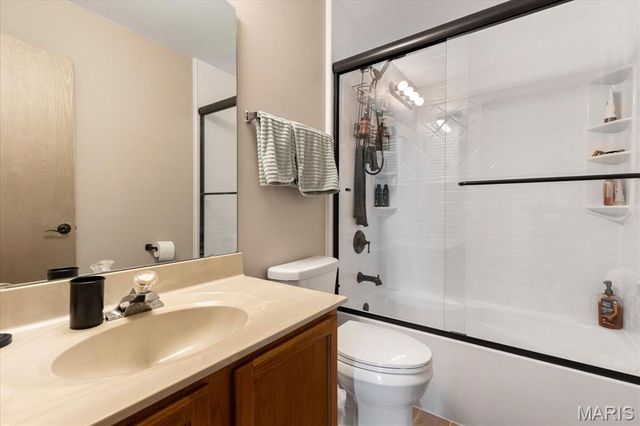121 Whisper Creek Drive, Wentzville, MO 63385