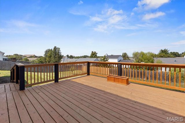 121 Whisper Creek Drive, Wentzville, MO 63385