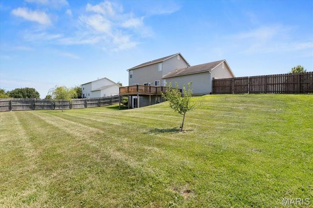 121 Whisper Creek Drive, Wentzville, MO 63385