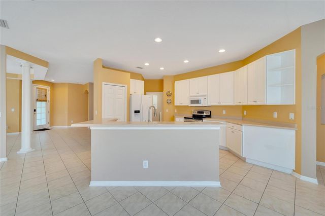 5508 GOLDEN ISLES DRIVE, Apollo Beach, FL 33572