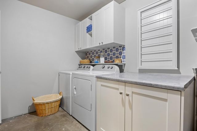 6851 17th Street S, Fargo, ND 58104