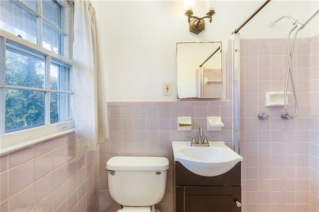 2661 The Fontainebleau, Atlanta, GA 30331