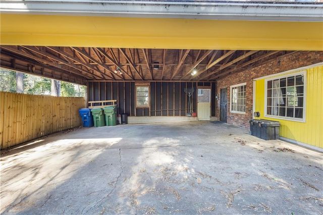 2661 The Fontainebleau, Atlanta, GA 30331