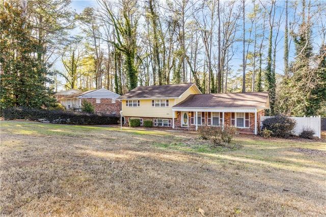 2661 The Fontainebleau, Atlanta, GA 30331