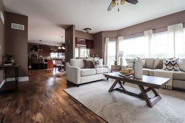 108 Woodside Court, Arnold, MO 63010