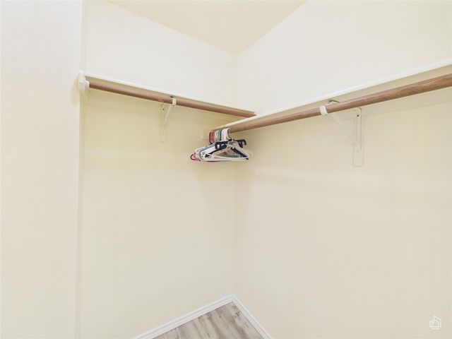 600 Clearcreek DR, Leander, TX 78641