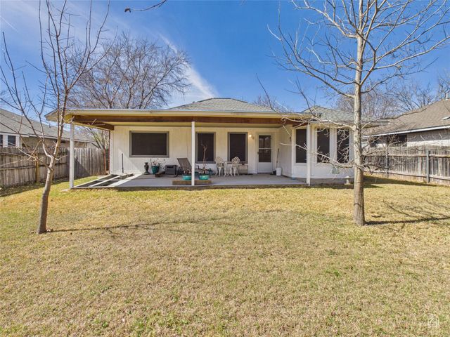 600 Clearcreek DR, Leander, TX 78641