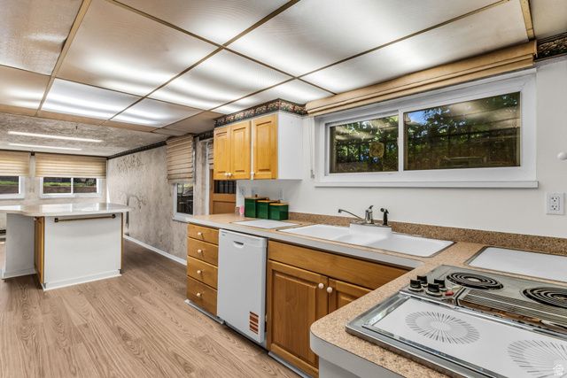 3700 S LEE MAUR ST, West Valley City, UT 84119