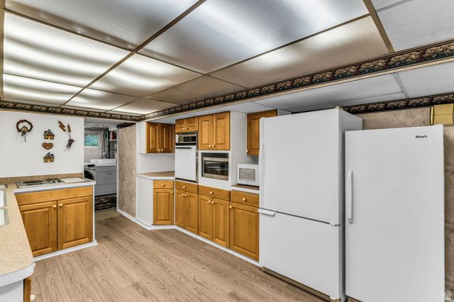 3700 S LEE MAUR ST, West Valley City, UT 84119