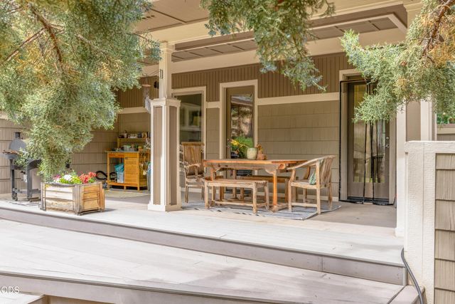 1195 NW Remarkable Drive, Bend, OR 97703