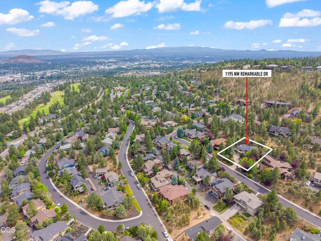 1195 NW Remarkable Drive, Bend, OR 97703