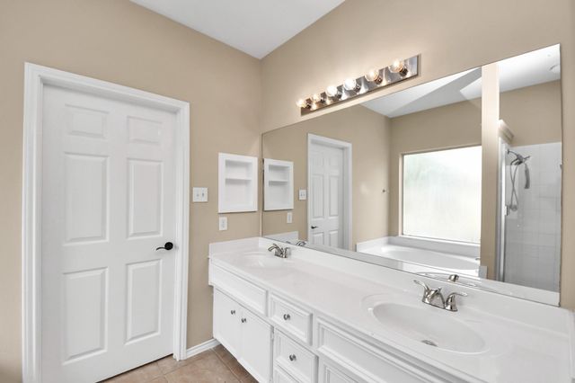 12606 Riverhill Court, Houston, TX 77014