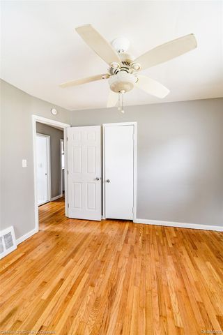 20323 Champaign Street, Taylor, MI 48180