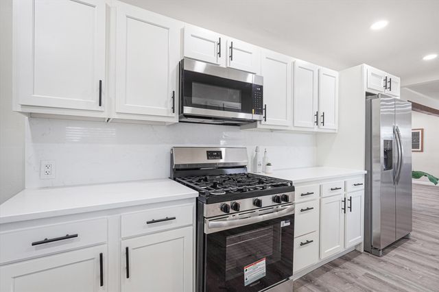 2408 Broadway Boulevard NE, Albuquerque, NM 87102