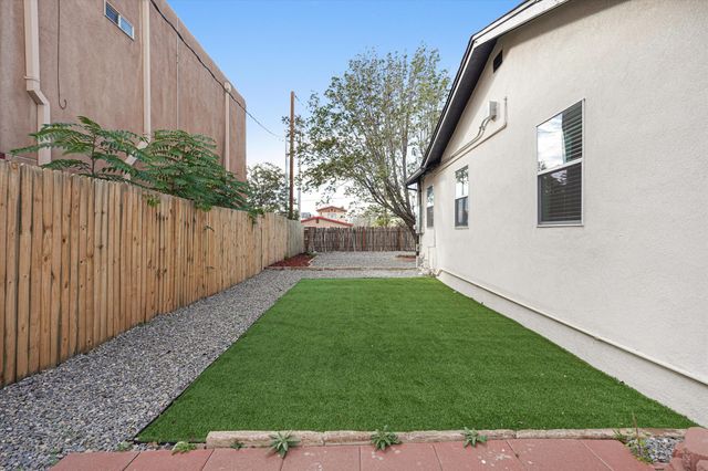 2408 Broadway Boulevard NE, Albuquerque, NM 87102