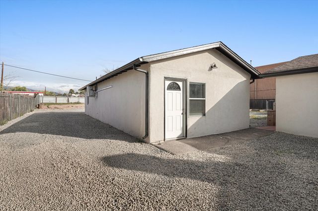 2408 Broadway Boulevard NE, Albuquerque, NM 87102