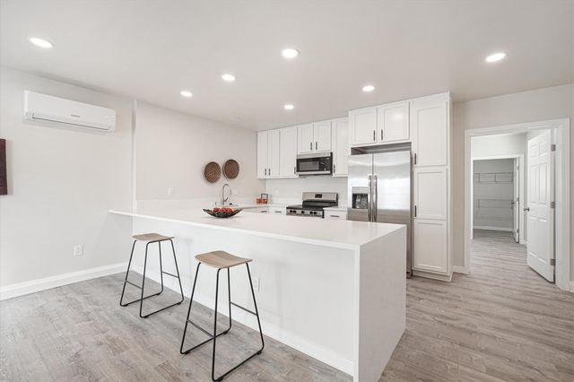 2408 Broadway Boulevard NE, Albuquerque, NM 87102