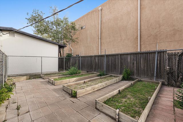 2408 Broadway Boulevard NE, Albuquerque, NM 87102