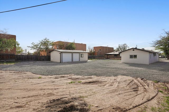 2408 Broadway Boulevard NE, Albuquerque, NM 87102