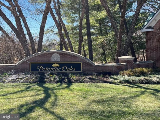 11305 POTOMAC OAKS DR, Rockville, MD 20850