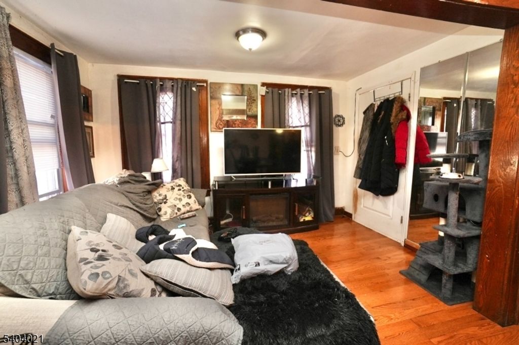 425 Dewitt Ave, Belleville Twp., NJ 07109 — photo 4