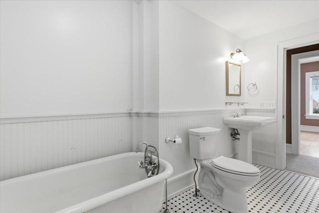 924 Central, Red Wing, MN 55066