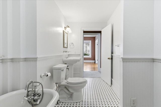 924 Central, Red Wing, MN 55066