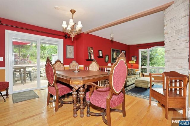 121 Magee Road, Ringwood, NJ 07456