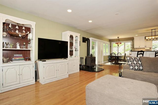 121 Magee Road, Ringwood, NJ 07456