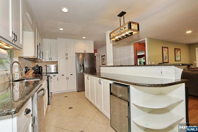 121 Magee Road, Ringwood, NJ 07456