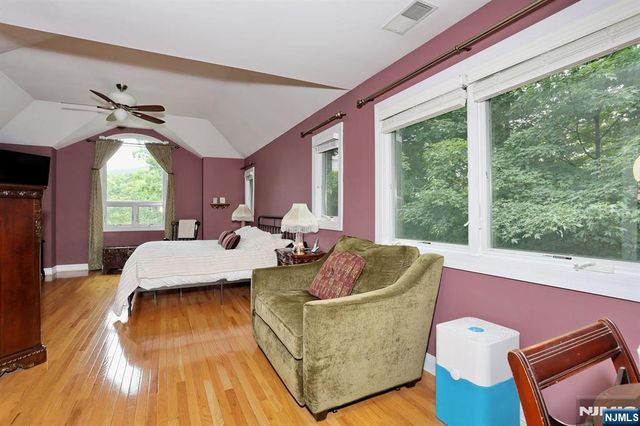 121 Magee Road, Ringwood, NJ 07456