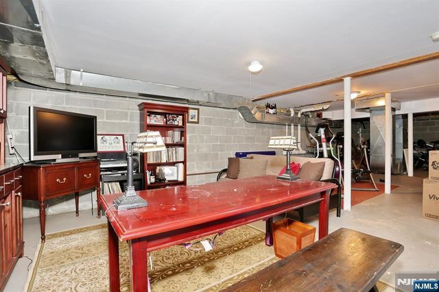 121 Magee Road, Ringwood, NJ 07456