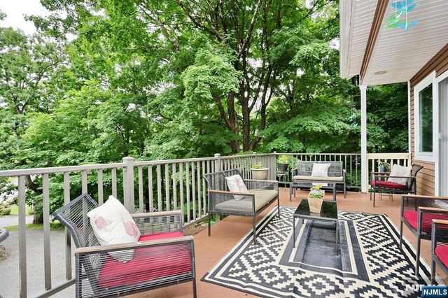 121 Magee Road, Ringwood, NJ 07456