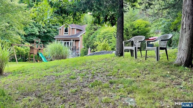 121 Magee Road, Ringwood, NJ 07456