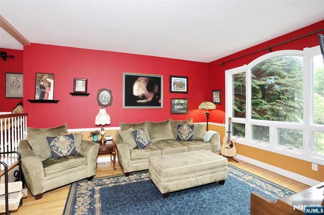 121 Magee Road, Ringwood, NJ 07456