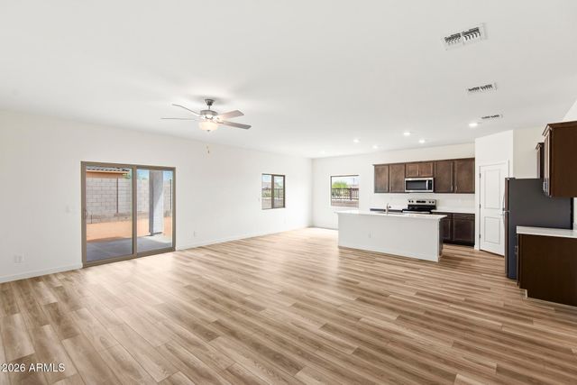 4010 N GHOST HOLLOW Avenue, Casa Grande, AZ 85122