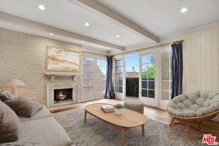 1260 S Beverly Glen Boulevard 304, Los Angeles, CA 90024