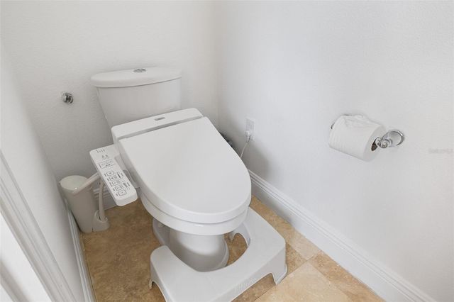 8416 CHILTON DRIVE, Orlando, FL 32836